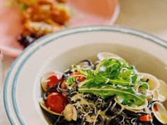 蒜香蛤蜊墨鱼面-花·fleur古董西餐厅(西城夜未央店)