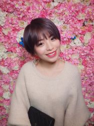深紫灰色-i Style潮牌美发沙龙