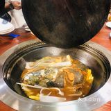 来怀柔不去山里也能吃铁锅炖[礼花]