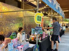 -瑞虹新天地月亮湾