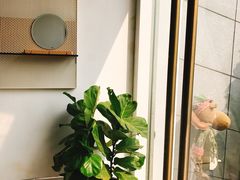 -UNI UNI(环亚凯瑟琳店)