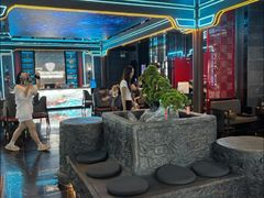 -屋有岛沉浸游戏旗舰店(中山公园店)