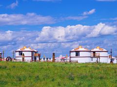 -呼伦贝尔大草原巴尔虎蒙古部落民俗旅游度假景区