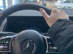 -奔驰北京极光星徽(四元桥店)
