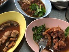 -Kha Mu Charoensang(Silom)