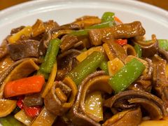 -赤峰宴宾楼(满洲里路店)