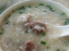 -河记肠粉店