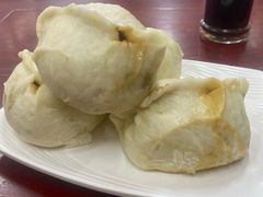 牛肉大葱包子-北京清真房记小吃店