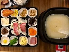 -阿香米线(凯德广场.1818店)