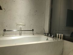 -上海世茂皇家艾美酒店