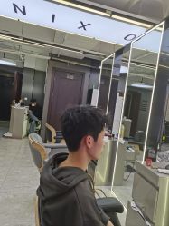 -藤野造型烫发染发