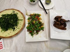 -渔鸽皇酒楼(鸿大广场店)