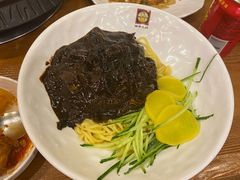 韩式炸酱面-喇喇排骨火锅·传统韩式脊骨汤(望京西园总店)