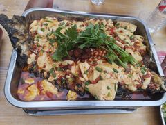 -罗满娘特色豆花烤鱼