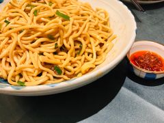萝卜骨筒煲-沙龙酒家