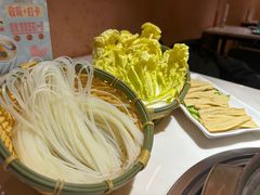 -喃喃椰·糟粕醋·椰子鸡火锅(七堡花园店)