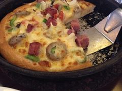猪肘披萨-必胜客(步行街店)