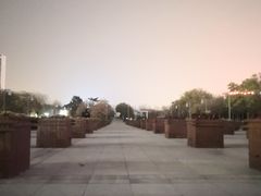 -唐山抗震纪念碑广场