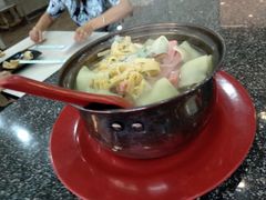 砂锅馄饨-新川饮食(新川小区店)