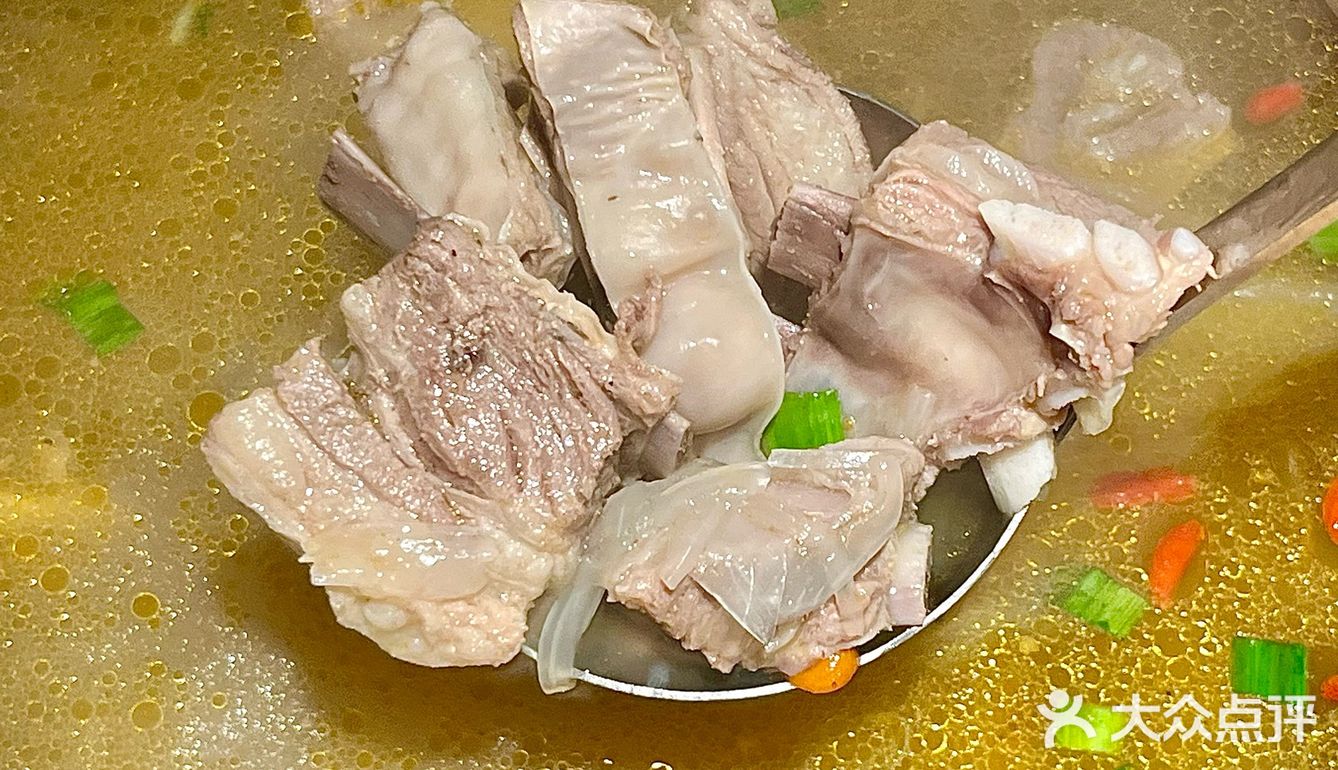 杭州首店！！冬天在杭州一定要来吃的羊肉炉！ ！热气腾腾的好香