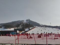 -庙香山滑雪场
