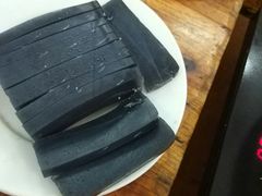 -苗伯妈酸汤火锅
