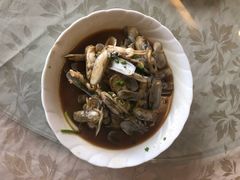 姜葱炒蛏子-天桥饭店·特色海鲜(金山嘴渔村店)