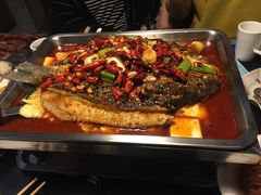 -鸣记脆皮烤鱼·海鲜烤鱼(三八广场店)