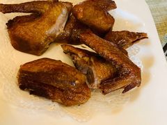 烤乳鸽-潮府馆·非遗潮州菜·世纪公园(新国际博览中心店)