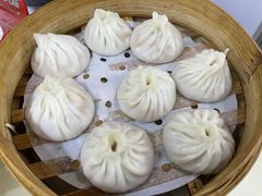 -莱莱小笼·乔艾