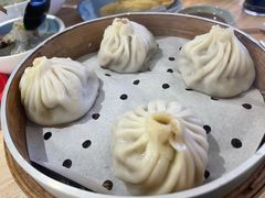 爆汁牛肉汤包-老新隆牛肉锅贴(新街口店)