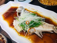 清蒸鲈鱼-锦庐道地川菜(来福士店)