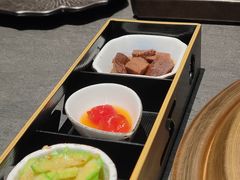 -铭牛烧肉·和牛海鲜自助(高新月牙湖店)