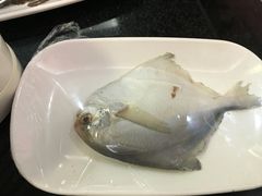 -怡人怡口牛排海鲜自助(飞龙大厦店)