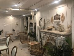 -共舞时光猫咖·狗咖(新街口店)