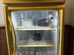 -红宝石·鲜奶小方·海派西点房(仙霞路店)