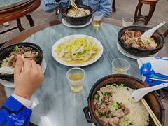 -容里煲仔饭(利丰北路店)