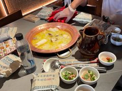 -阿婆情腊排骨火锅·野生菌季(古城旗舰店)
