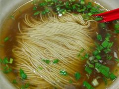 -老陆稿荐(西中市店)