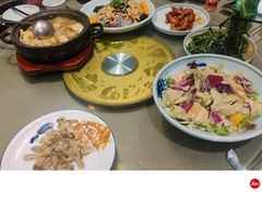 -湘渝人家·川湘菜(十里河店)