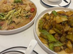 -炖四方东北铁锅炖·烧烤小龙虾(中豪国际店)