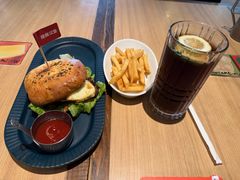 -必胜客(金高店)