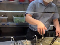 -牛吃草牛肉面(甬港南路店)