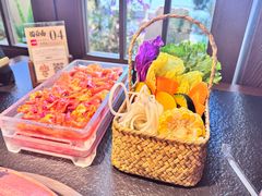 -菌自由丨野生菌火锅特色庭院餐厅(丽江古城店)