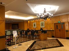 -深圳富苑皇冠假日套房酒店