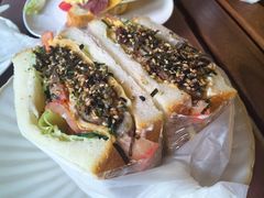 黑椒鸡扒滑蛋三文治-MIMO CAFE(沙头角店)