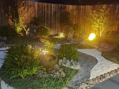 -华致酒行(沈砖公路店)