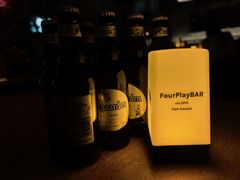 -FOUR PLAY BAR