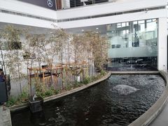 -宁波之星奔驰4S店(海曙店)