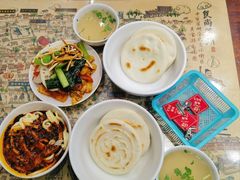 -老乌家特色小炒泡馍(大皮院店)